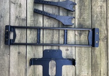 Omnium fäste för barnstol (child seat rack + fästen)