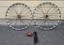 Mavic Crossmax SLR 26" – Klassiskt & lätt hjulset i toppskick (Extra nav + ekrar medföljer!)