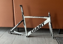 Giant Omnium track:fixed gear ram