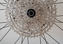12-delad kassett, Shimano Deore
