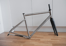 Hi-Light Titanium Endurance/Gravel Ram 57cm NY!