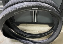 Hutchinson Python race 29x2.4