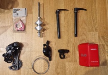 Garage-rensning: Thru-Axles, SRAM GX Eagle, RockShox OneLock, SRAM DUB BB PressFit
