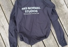 Pas Normal Studios - Stow Away Jacket. Stl. L