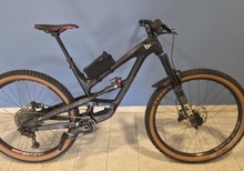 Yt capra kolfiber 2020 Large 29" Nyservad/unik/påkostad
