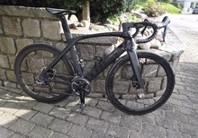Trek Madone SLR 8 Disc (2019) – Dura-Ace & Wattmätare – Storlek 56