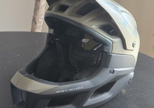 Cykelhjälm MET Parachute MCR mips grön 56-58cm