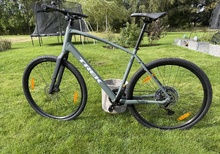 Trek FX Sport AL 3 XL – nästan ny, inköpt juli 2026