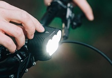 Mest ljus vinner? (MagicShine Monteer 8000s v2, 8000 lumen...)