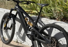 YT Decoy MX Core 4 E-MTB
