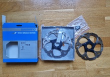 2st Shimano XT 180mm 6-bult bromsskivor. Fri frakt.