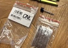 Oneup plug n’ plier