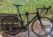 Kolfibercykel