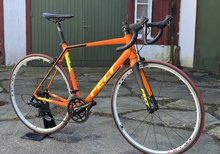 Felt FR50 Sora 18, landsvägscykel strl 56