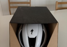 Specialized evade 3