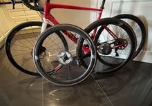 Paketpris! Specialized tarmac sl6, kolfiberhjul vision tlr sc40