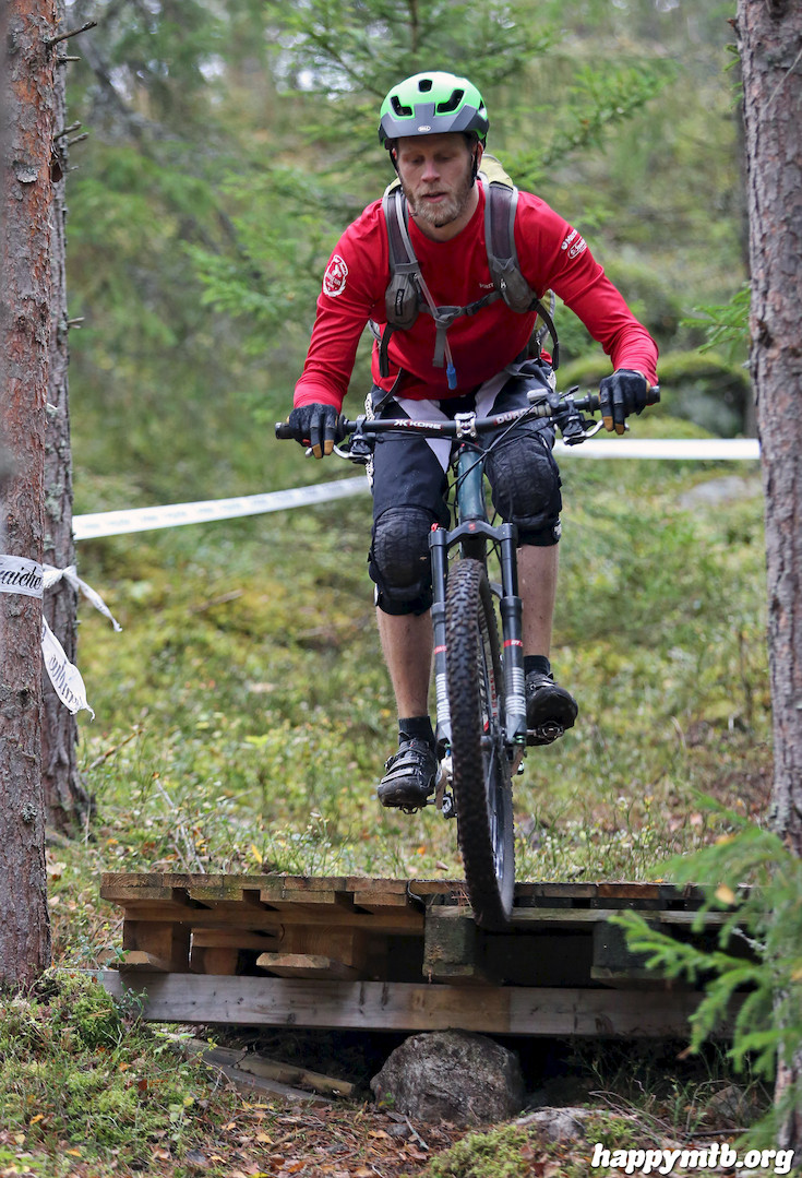 Bild från SBR 14 Greasy Bridge Flottsbro 
