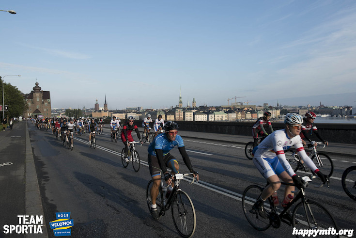 Bild från Velothon Stockholm 2015 - 165km