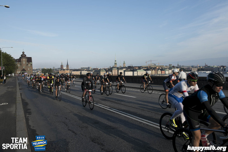 Bild från Velothon Stockholm 2015 - 165km