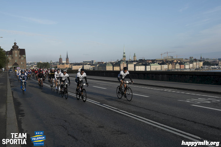Bild från Velothon Stockholm 2015 - 165km