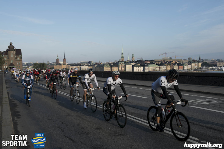 Bild från Velothon Stockholm 2015 - 165km