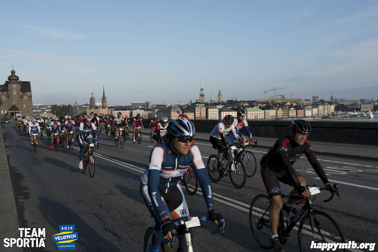 Bild från Velothon Stockholm 2015 - 165km