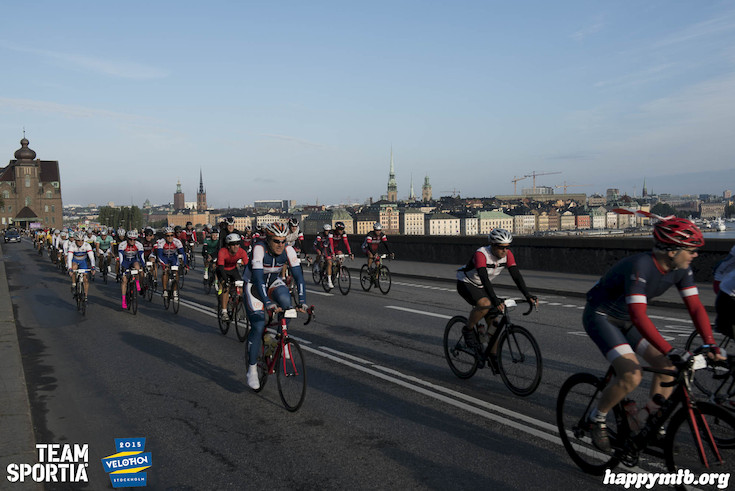 Bild från Velothon Stockholm 2015 - 165km