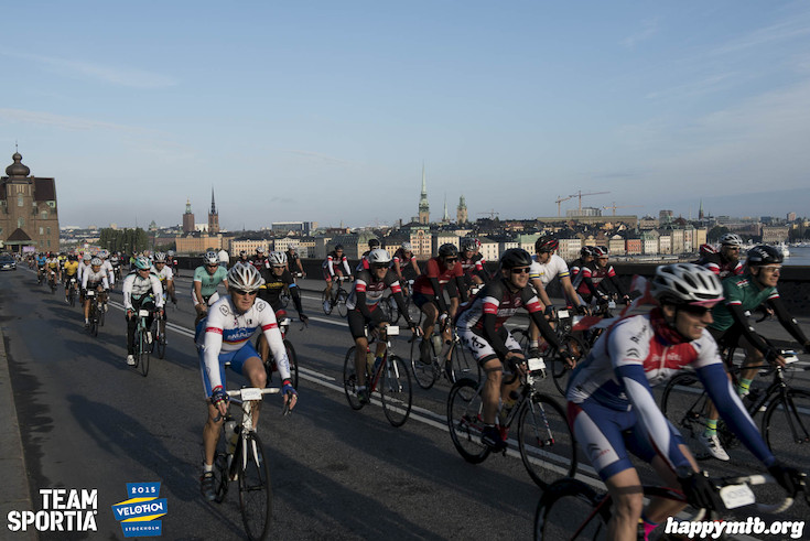 Bild från Velothon Stockholm 2015 - 165km