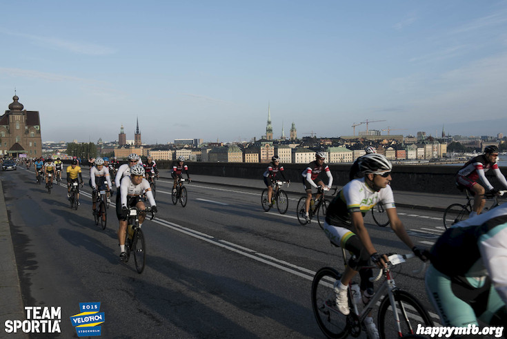 Bild från Velothon Stockholm 2015 - 165km