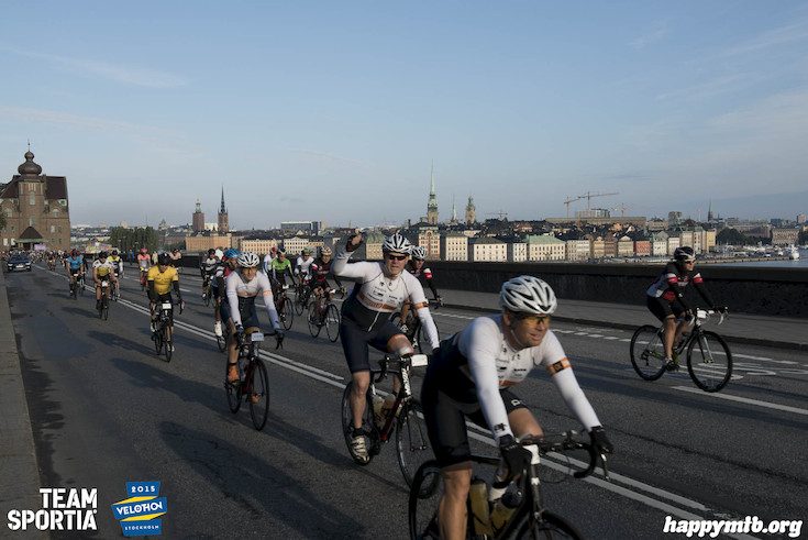 Bild från Velothon Stockholm 2015 - 165km