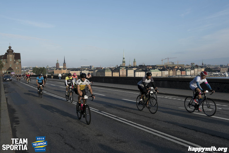 Bild från Velothon Stockholm 2015 - 165km