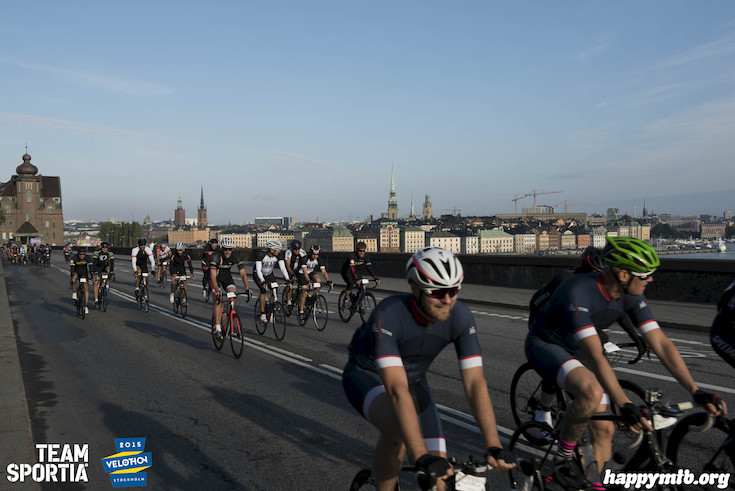 Bild från Velothon Stockholm 2015 - 165km