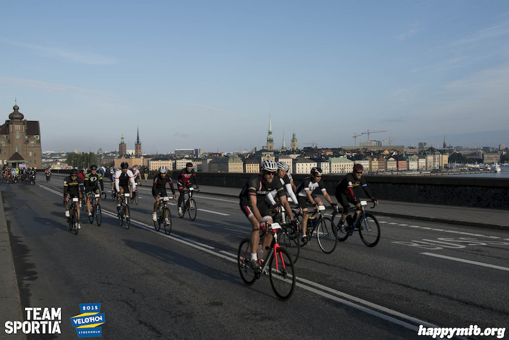 Bild från Velothon Stockholm 2015 - 165km