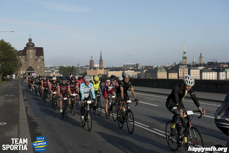 Bild från Velothon Stockholm 2015 - 165km