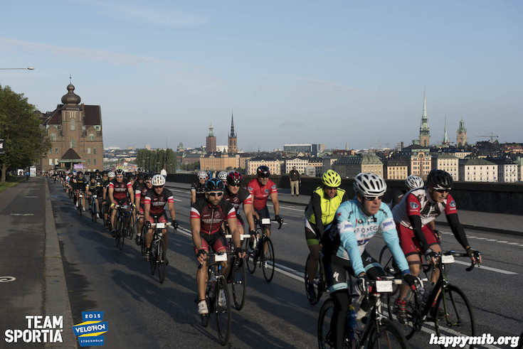 Bild från Velothon Stockholm 2015 - 165km