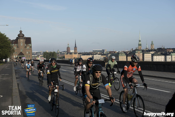 Bild från Velothon Stockholm 2015 - 165km