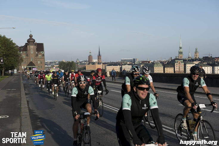 Bild från Velothon Stockholm 2015 - 165km