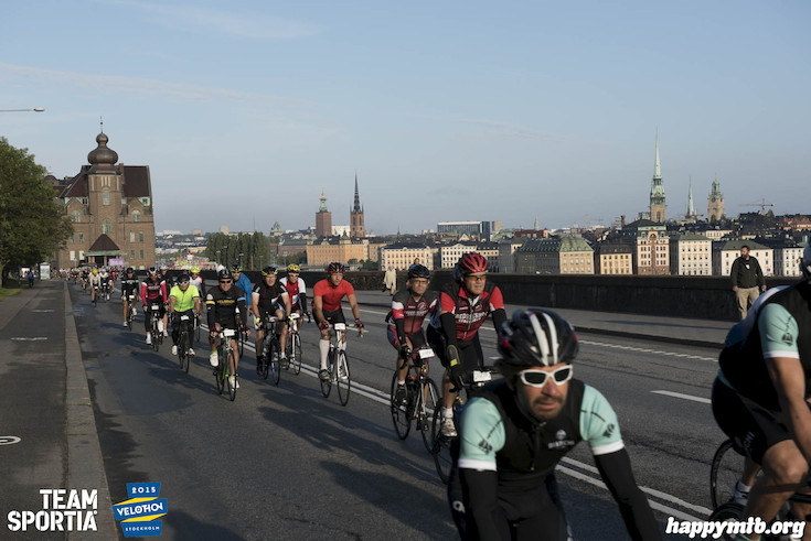 Bild från Velothon Stockholm 2015 - 165km