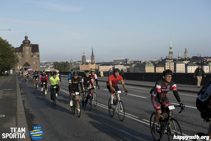 Bild från Velothon Stockholm 2015 - 165km