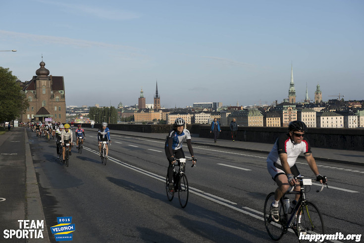 Bild från Velothon Stockholm 2015 - 165km