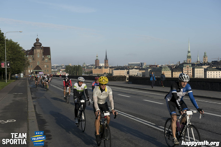 Bild från Velothon Stockholm 2015 - 165km