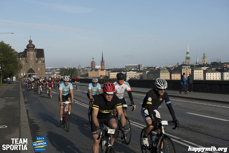 Bild från Velothon Stockholm 2015 - 165km
