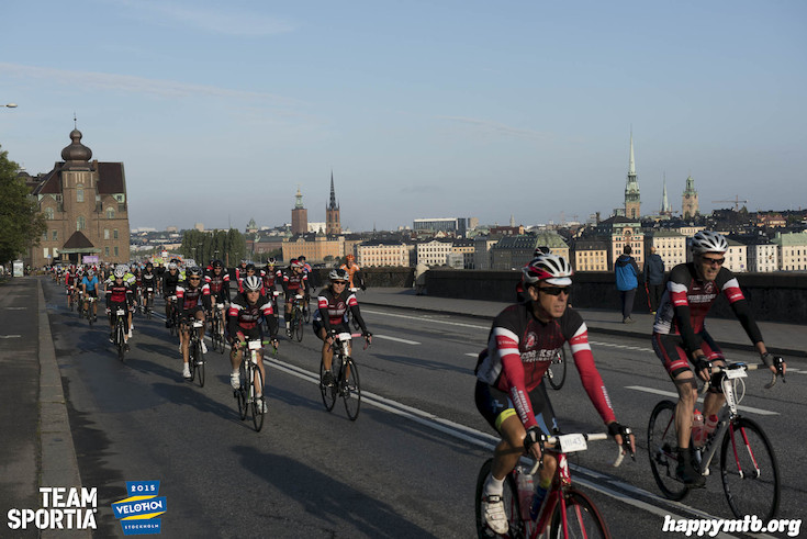 Bild från Velothon Stockholm 2015 - 165km