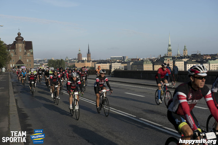 Bild från Velothon Stockholm 2015 - 165km