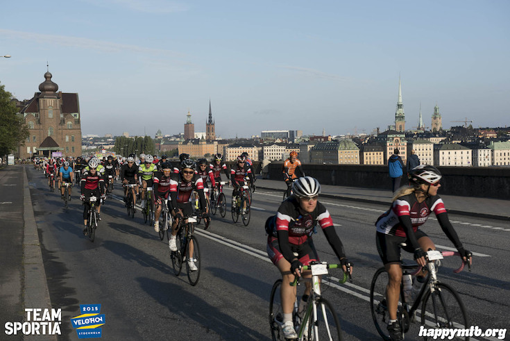 Bild från Velothon Stockholm 2015 - 165km
