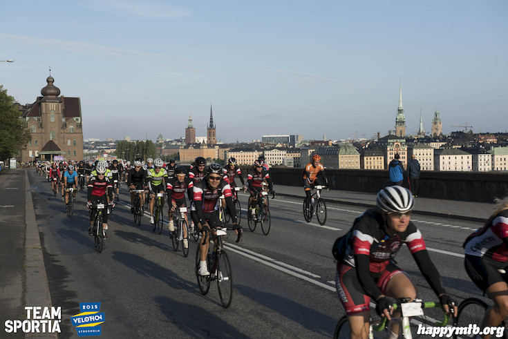 Bild från Velothon Stockholm 2015 - 165km