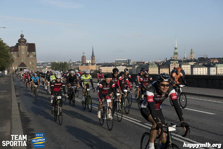 Bild från Velothon Stockholm 2015 - 165km
