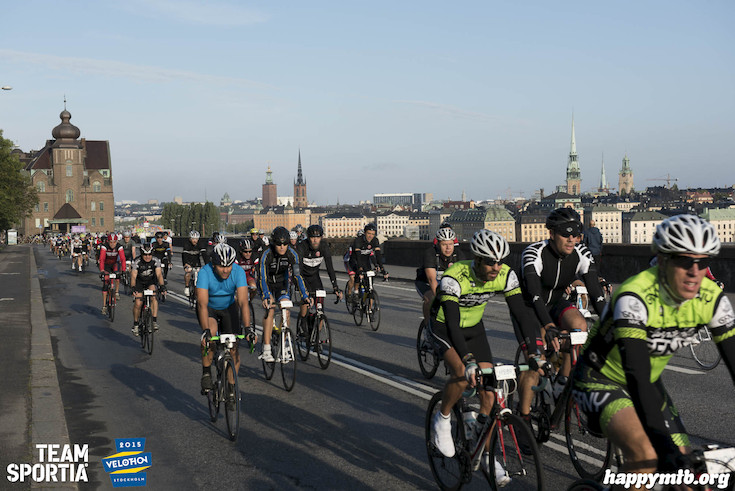 Bild från Velothon Stockholm 2015 - 165km