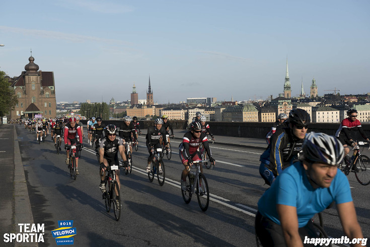 Bild från Velothon Stockholm 2015 - 165km
