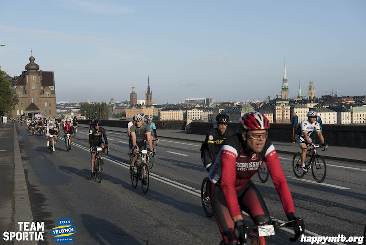 Bild från Velothon Stockholm 2015 - 165km
